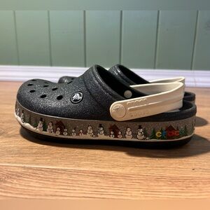CROCS Holiday themed Snowman design